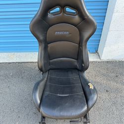 05-14 Mustang Race Seat