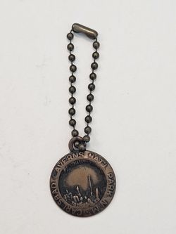 Vintage Carlsbad Caverns NM Copper Keychain
