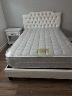 Cama Queen Size Nueva En Su Caja Incluye Colchon Memory Foam