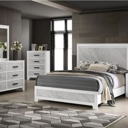 4 PCS QUEEN SIZE BEDROOM SET (BRAND NEW)(((MATTRESS NOT INCLUDED)))