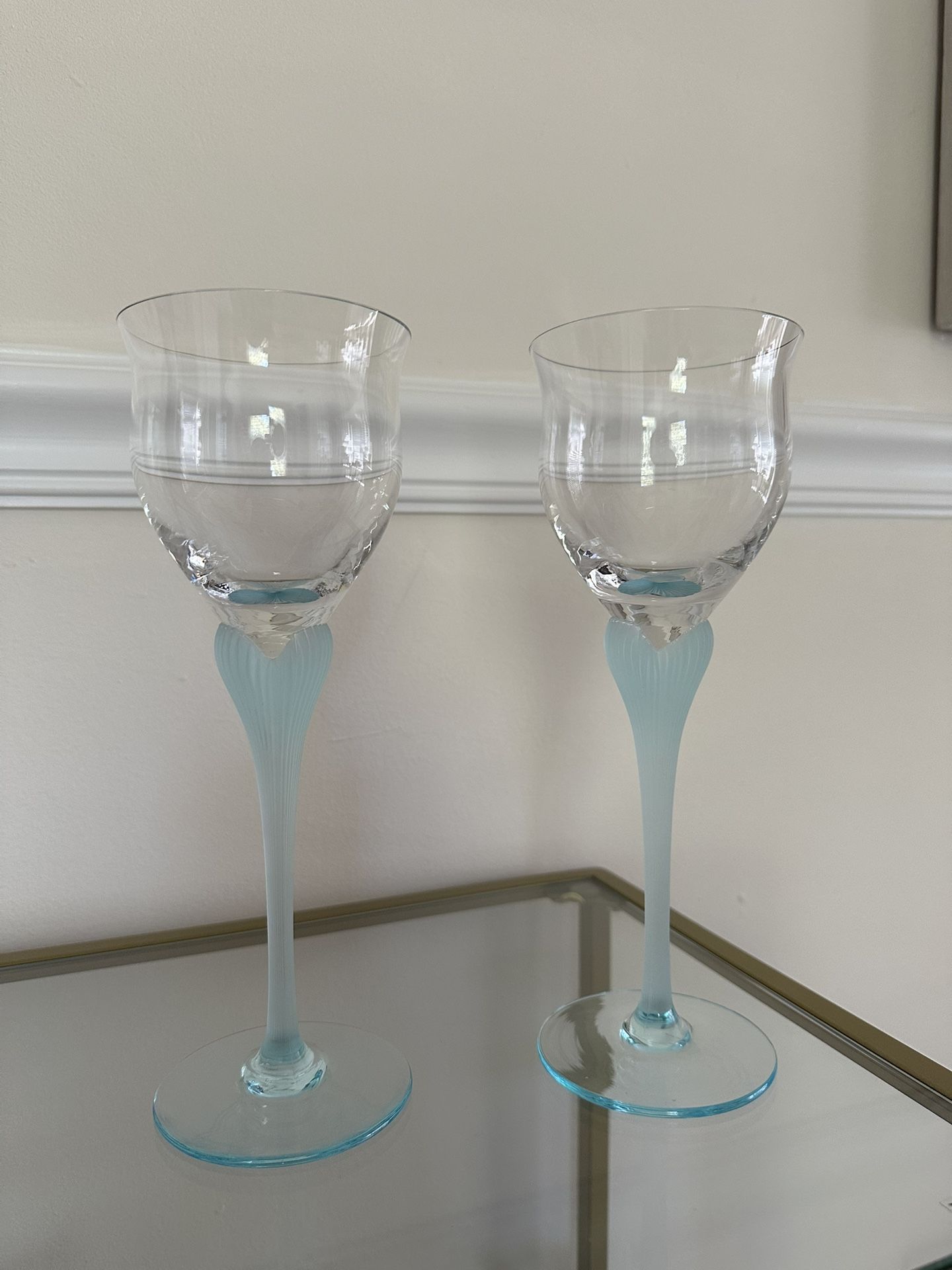Mikasa Sea Mist Frosted Wine Glass Pair
