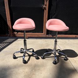 Used pink Stools G By