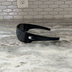 Oakley “Batwolf” Sunglasses(authentic)