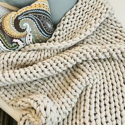 Bearaby Gorgeous Chunky Weighted Blanket