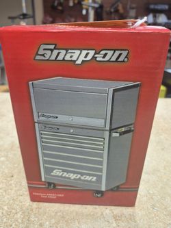 Snap On Titanium KR637/657 Tool Chest 1:8 Scale Replica