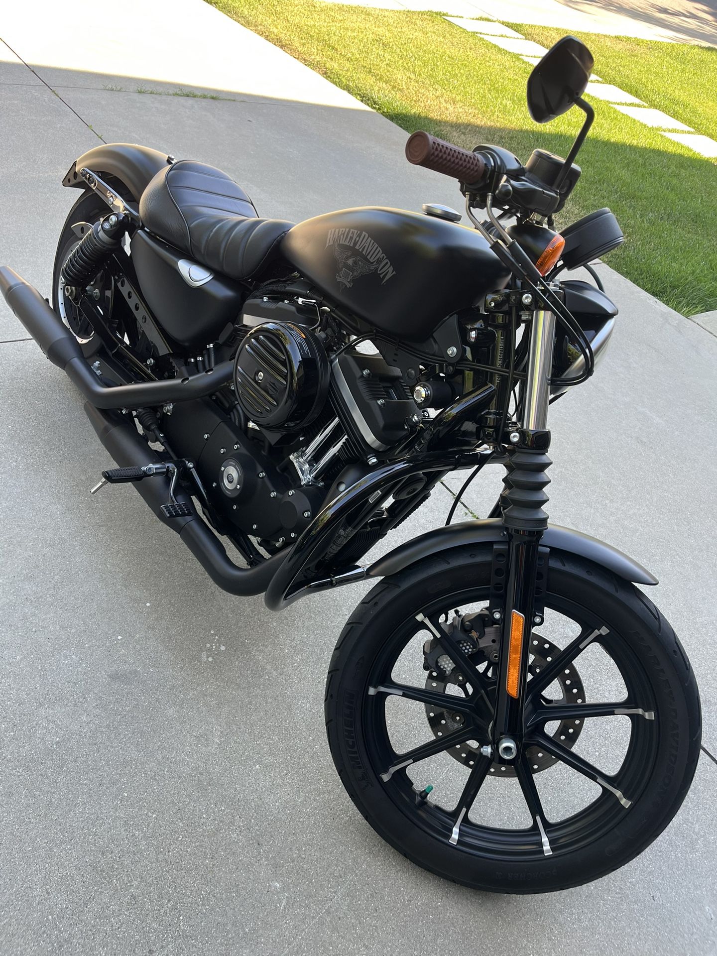 2017 Harley Iron 883