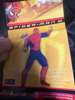 Adult spider man 2 costume size 46 with wrist web shooter