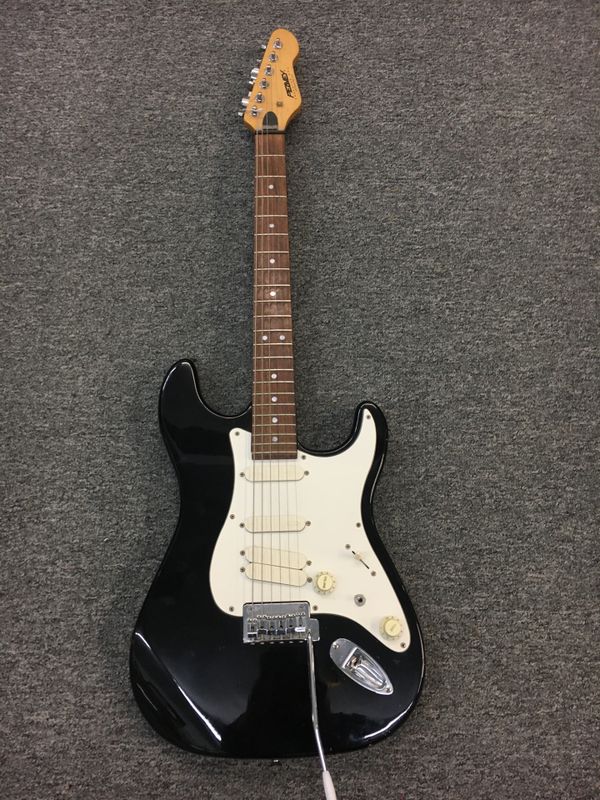 Peavey Predator Ax guitar for Sale in Lynnwood, WA OfferUp