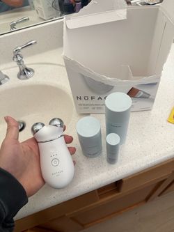 NuFace Trinity+ Pro Facial Toning Device Set