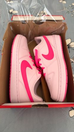 Air Jordan 1 Low Pink Sneakers