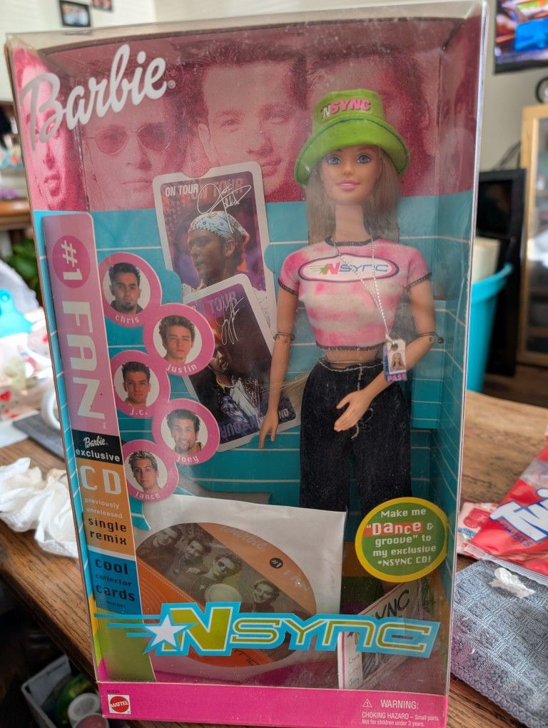 Vintage 2000 Mattel Barbie Nsync #1 Fan Barbie Doll