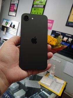 iPhone 16 E unlocked 128gb