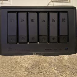 UGREEN NASync DXP6800 Pro (6-bay)
