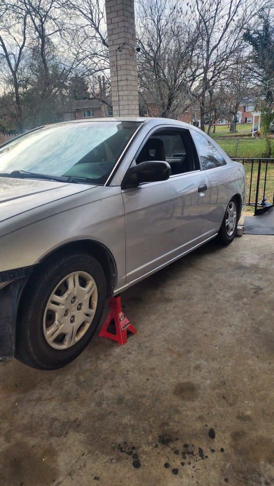 I'm Selling My Honda Civic Lx 2001 For Parts Only Engine Is Not Working Everything Else Is Good
