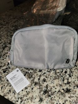 Lululemon Everywhere Belt Bag Gray Brand New 