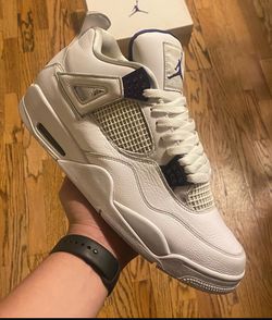 Jordan 4 Purple Metallic 💜(SOLD❌)
