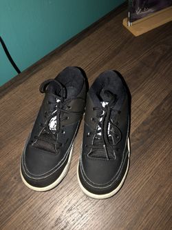 Boys size 9C Black Jordan Shoes
