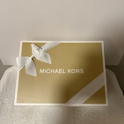 Michael Kors Magnetic Gift Boxes