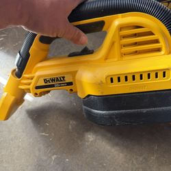 Dewalt Vacuum 