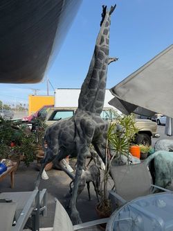 Large Bronze Giraffes & Calf Sculptures – Life Size Garden & Estate Statues