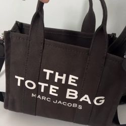 Marc Jacobs The Tote Bag