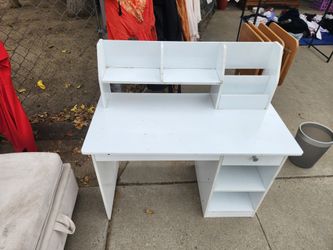 Wood desk white
