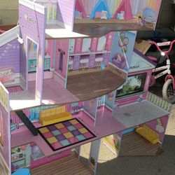 Doll House