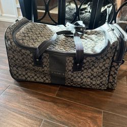Coach Check In Luggage Spinner – Beautiful & Functional – $300