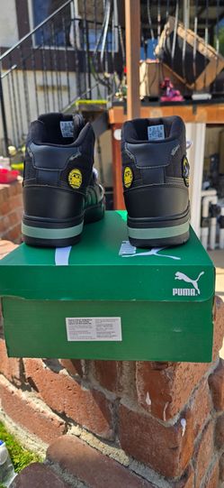 PUMA  High-Top Sneakers