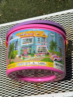 Happy Family Party Building Set