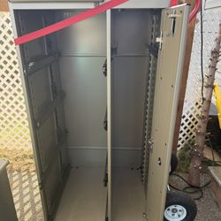 Steel Locking Pew Cabinet/File Drawers