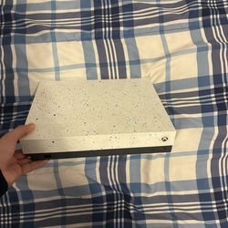 Xbox One X 1Tb