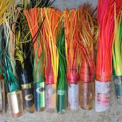 Black Bait Fishing Lures Each