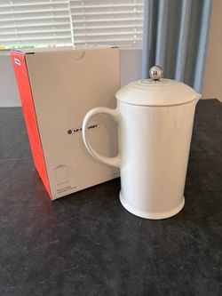 Le Creuset NEW White Coffee Press OBO