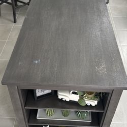 Dining Table w/ 4 stools & 2 chairs