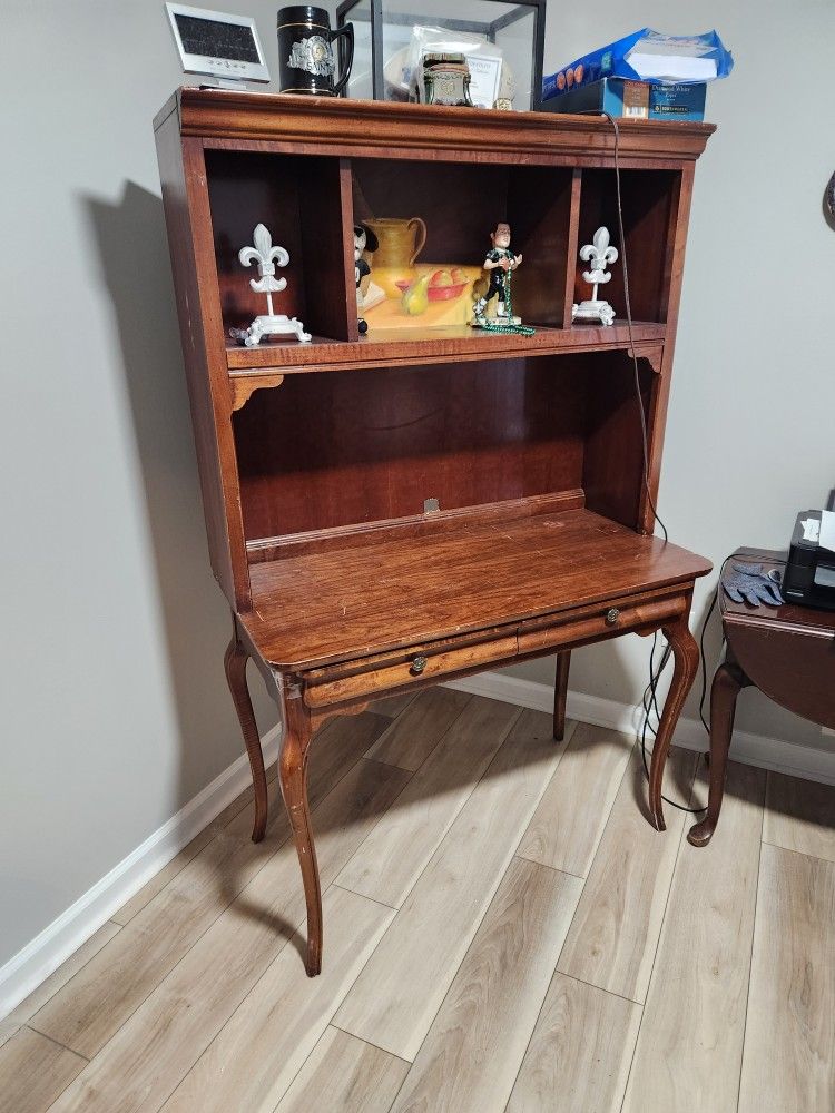 Desk And Hutch. Make A. Offer over $30 Cash Only