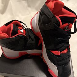 Nike Air Jordan Jumpman Two Trey GS Black Infrared Size 4Y New With Box