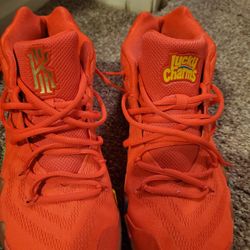 Kyrie 4 Lucky Charms Size 10