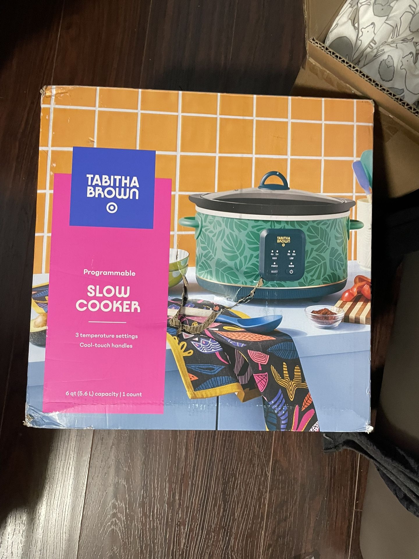 slow cooker $20
