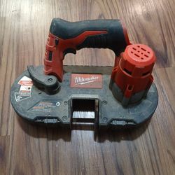 Milwaukee m12 Band Saw 100 obo