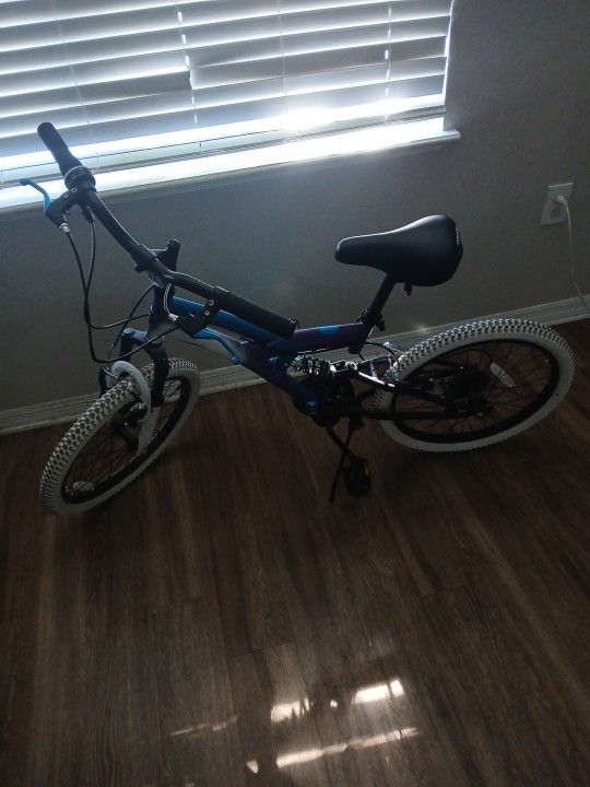 Kids Bike. Blue And Purple