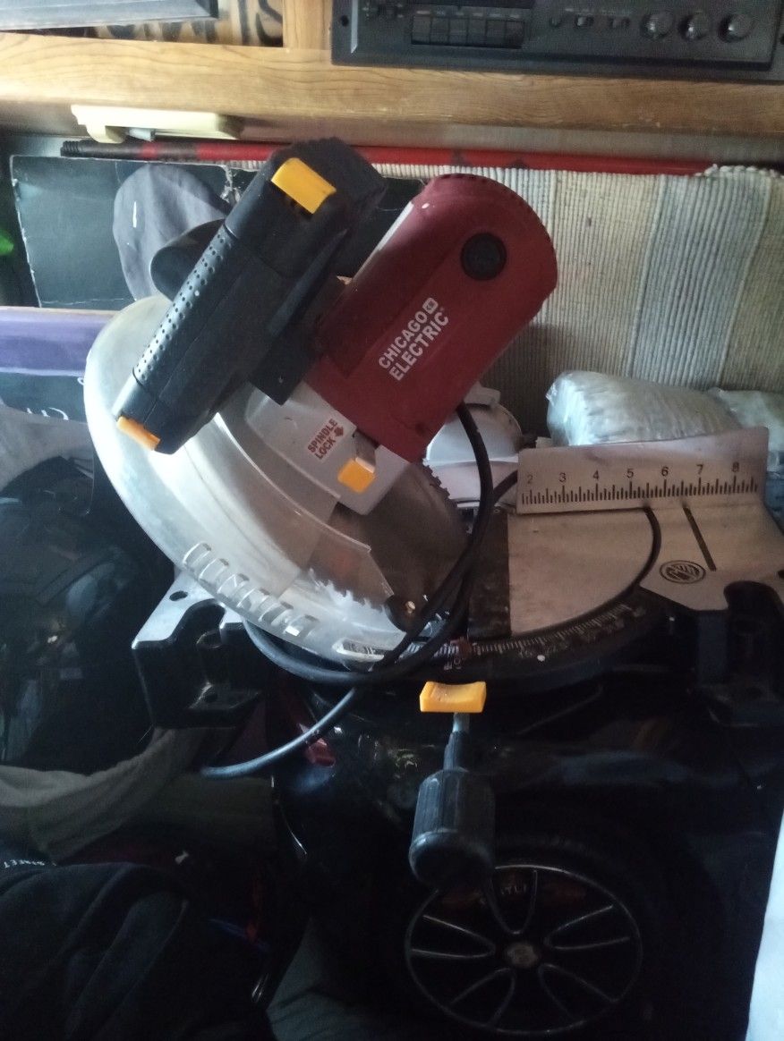 Chicago Electric Table Saw