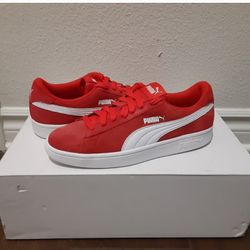 Puma Multiple Sizes Read Entire Description