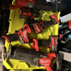 Milwaukee Tools 