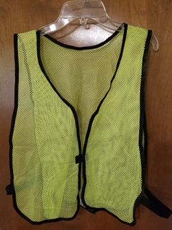 NEW Safety Vest SIZE M/L