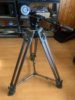 Pro Video Tripod - Manfrotto 504HD Head + Libec T77 Legs