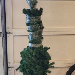 Free 6' Artificial Christmas Tree