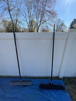 š§¹ Push Broom Lot ā 2 Wide Commercial-Style Brooms | $10 each