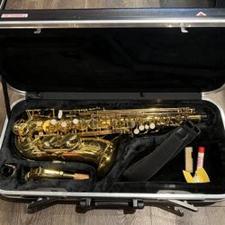 Gemeinhardt Ravel Alto Saxophone and Case