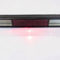 OEM Third Brake Light / Cab Roof Light – Chevrolet Silverado Tahoe Suburban 1(contact info removed) Compatible